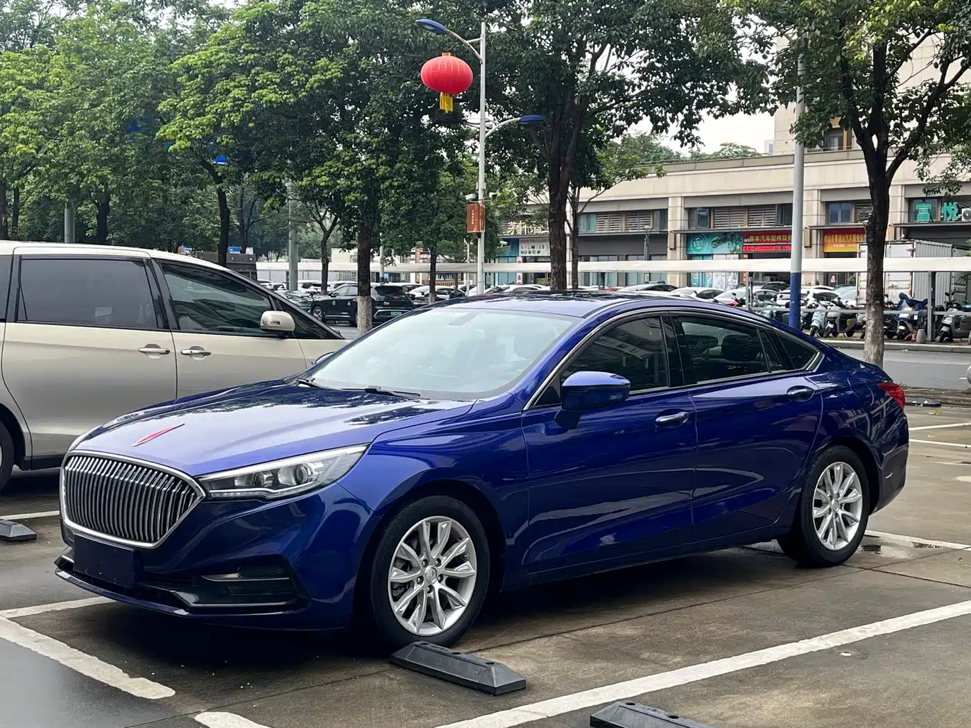 Hongqi H5 2019 30TD Style Edition