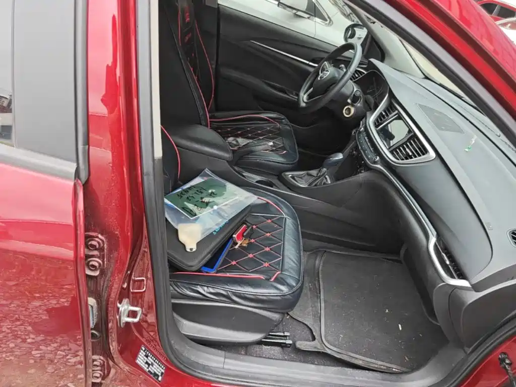 Фото 25 - Buick Excelle