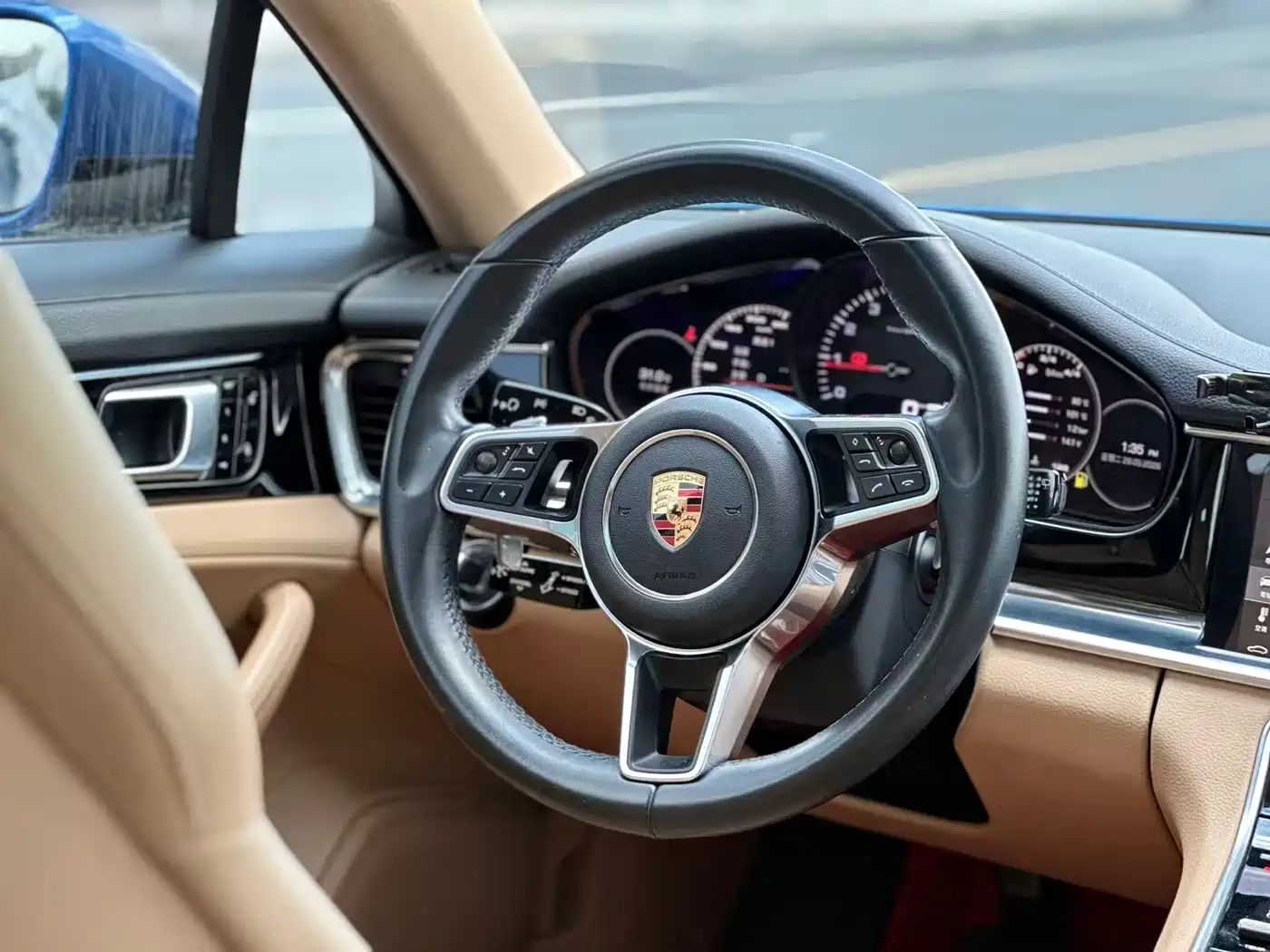 Porsche Panamera 2017 Panamera 3.0T фото 9