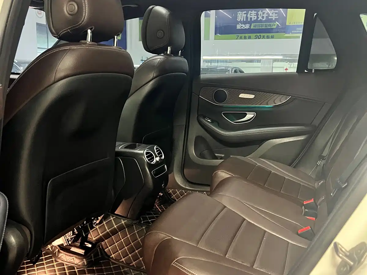 Mercedes-Benz GLC 2020 GLC 260 L 4MATIC Luxury фото 10