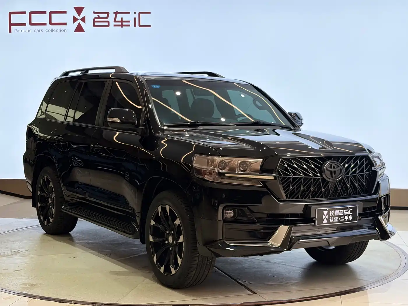 Toyota Land Cruiser (Import) фото 3