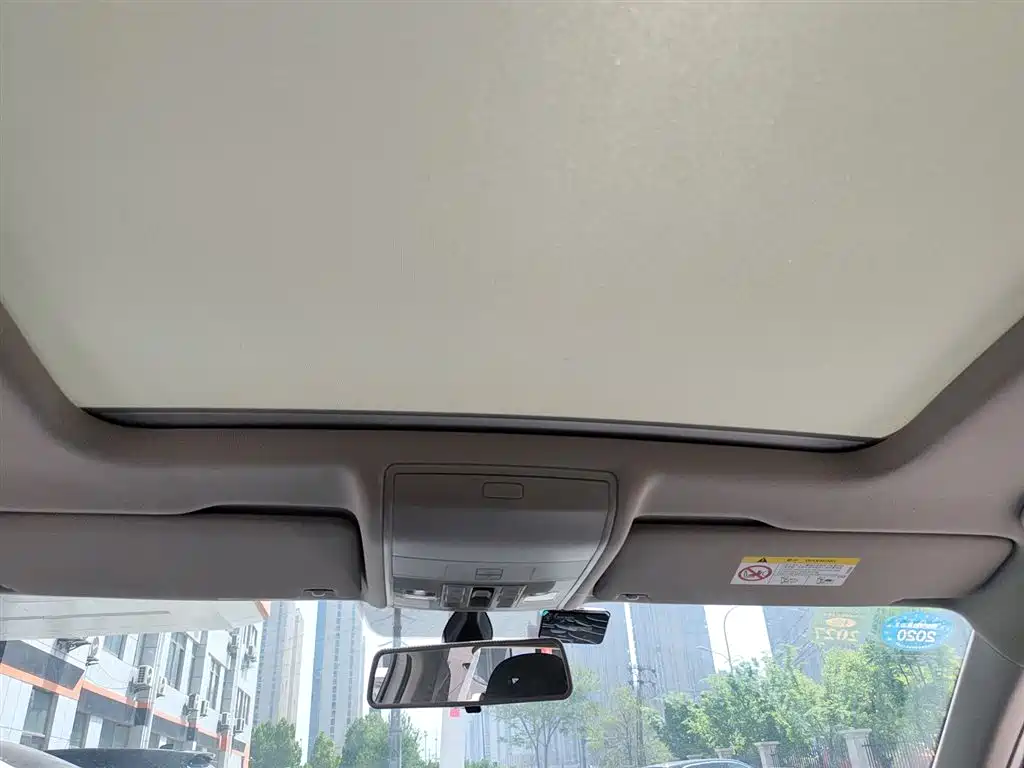 Volkswagen Tiguan L 2019 330TSI Auto 2WD Panorama Comfort Edition China V фото 18
