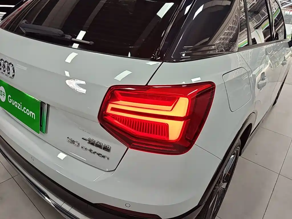 Фото 8 - Audi Q2L e-tron