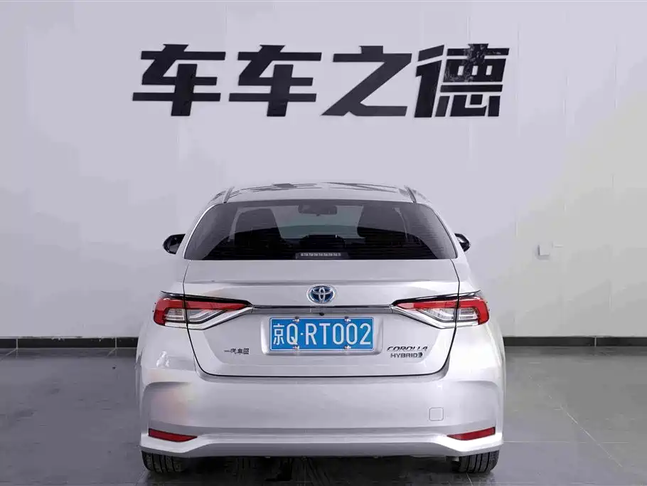 Photo 21 - Toyota Corolla