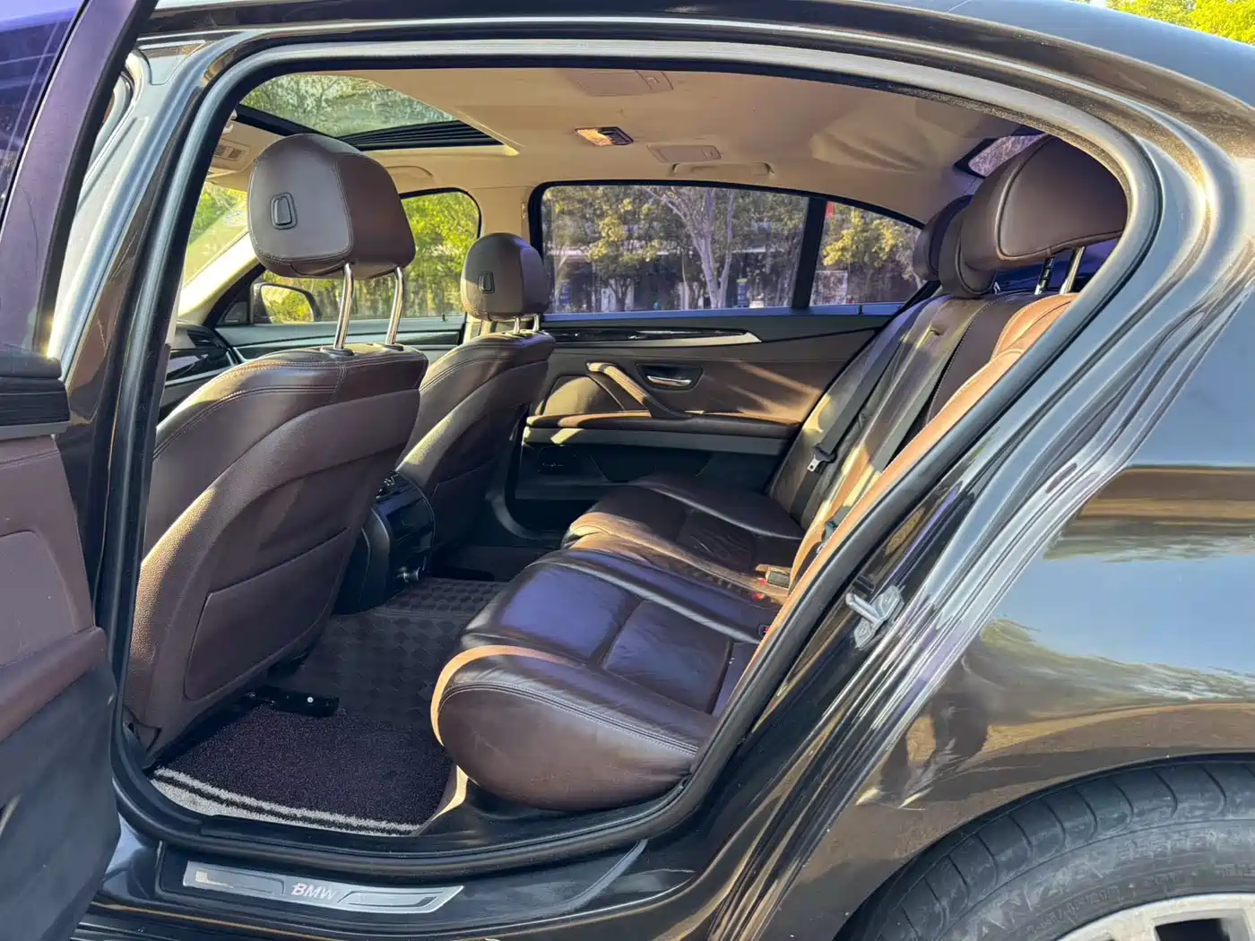 BMW 5 Series 2017 525Li Luxury Design Package фото 6