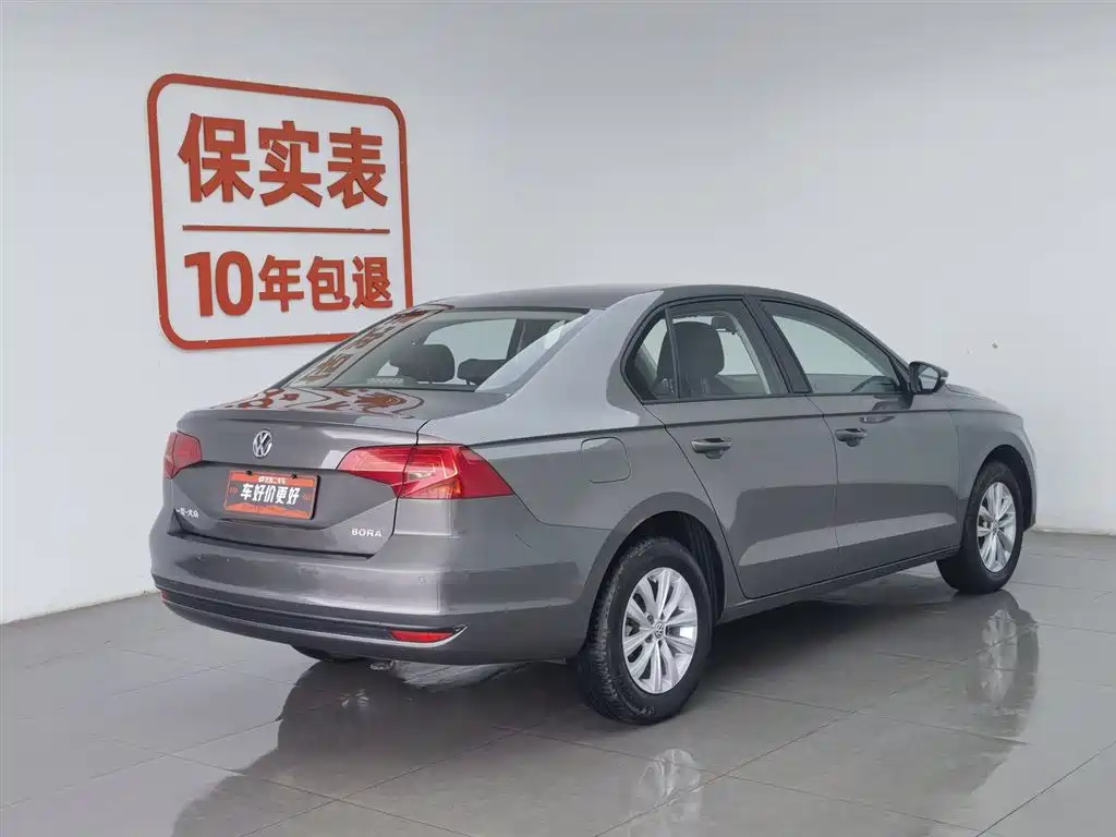 Volkswagen Bora 2016 Model 1.6L Manual Fashion фото 2