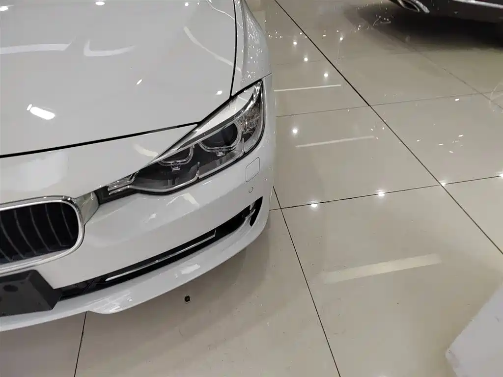 BMW 3 Series 2015 328Li Fashion фото 18