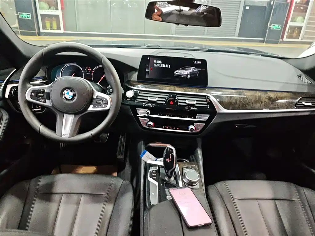 BMW 5 Series 2018 525Li M Sport Package фото 4