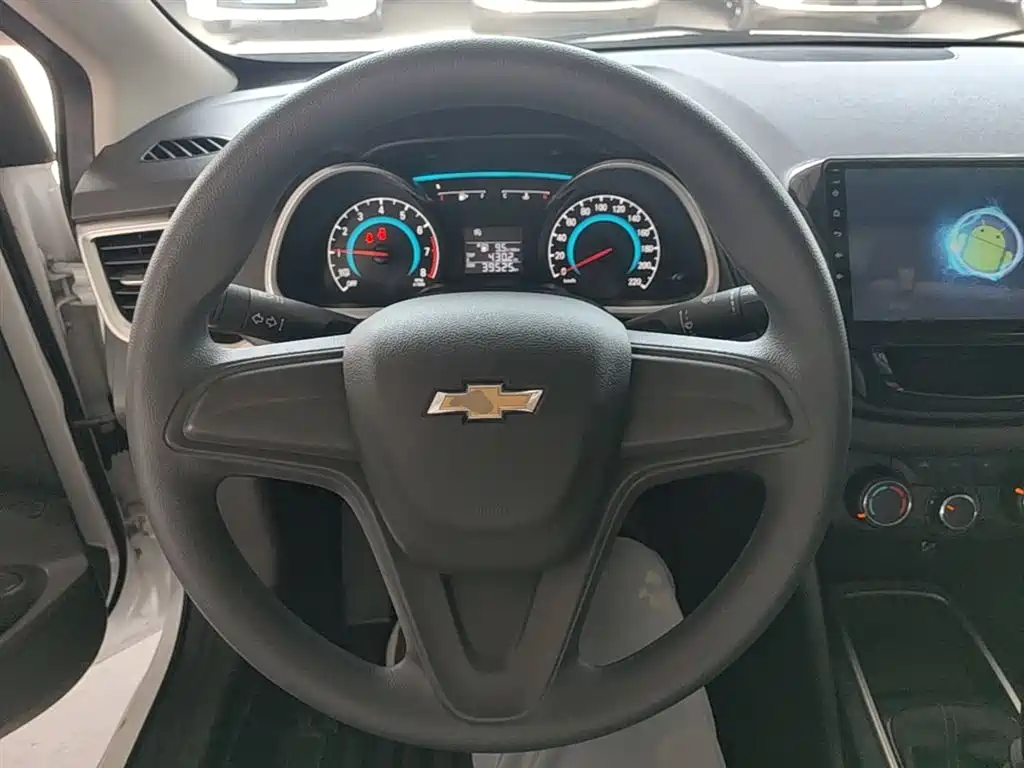 Chevrolet Cavalier 2019 320 Manual Enjoyment Edition фото 11