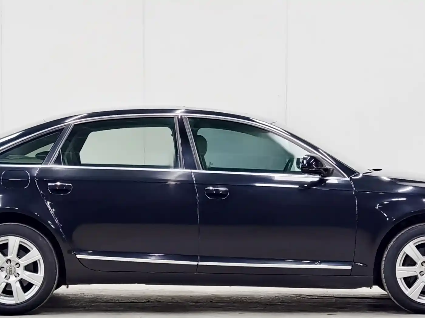 Audi A6L 2011 Model 2.4L Comfort фото 8