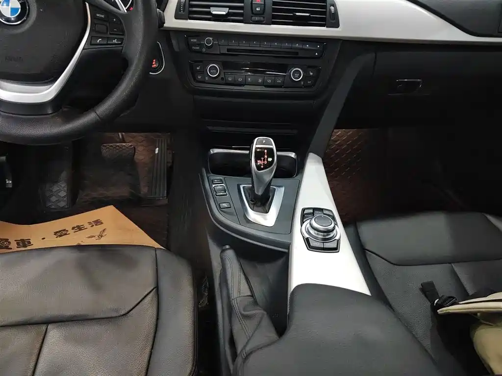 BMW 3 Series 2015 328Li Fashion фото 10