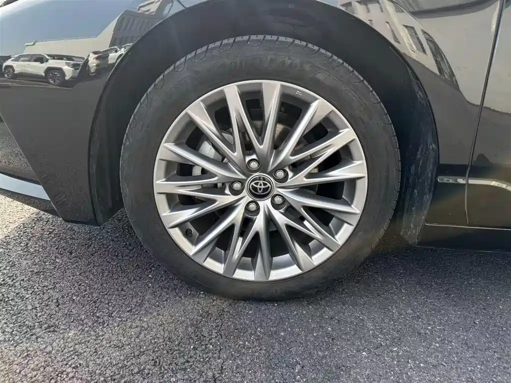 Toyota Avalon 2024 Model Hybrid 2.0L Prestige Edition фото 12