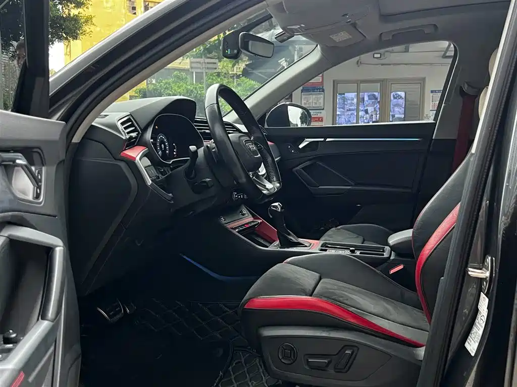 Audi Q3 2021 40 TFSI Fashion Sport фото 18