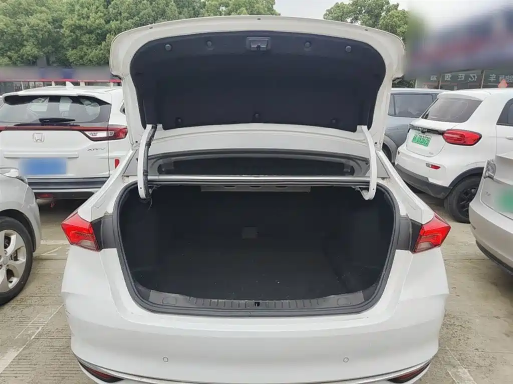 Buick Verano 2023 Pro Joy Edition фото 19