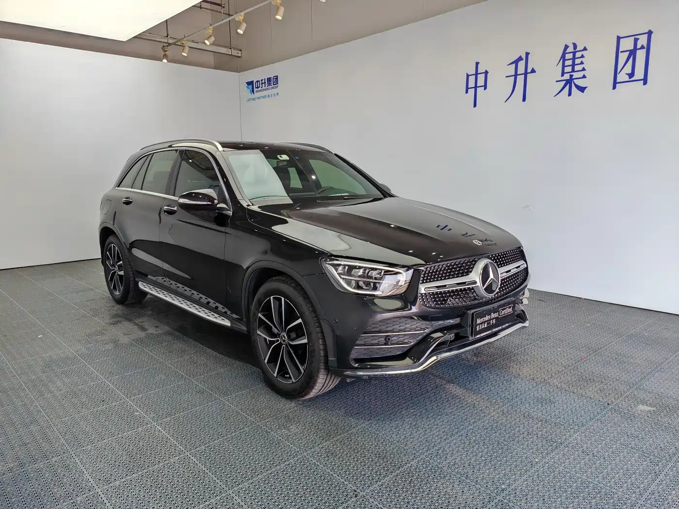 Mercedes-Benz GLC 2020 Facelift GLC 260 L 4MATIC Luxury фото 3
