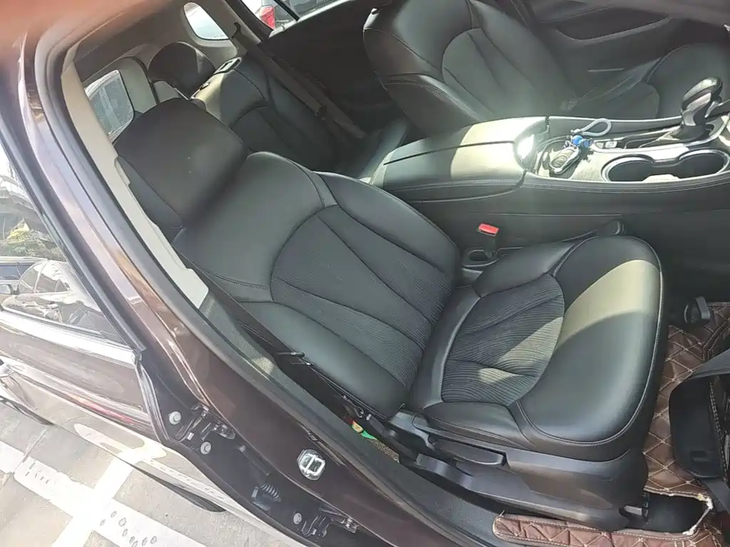 Фото 25 - Buick Envision Plus