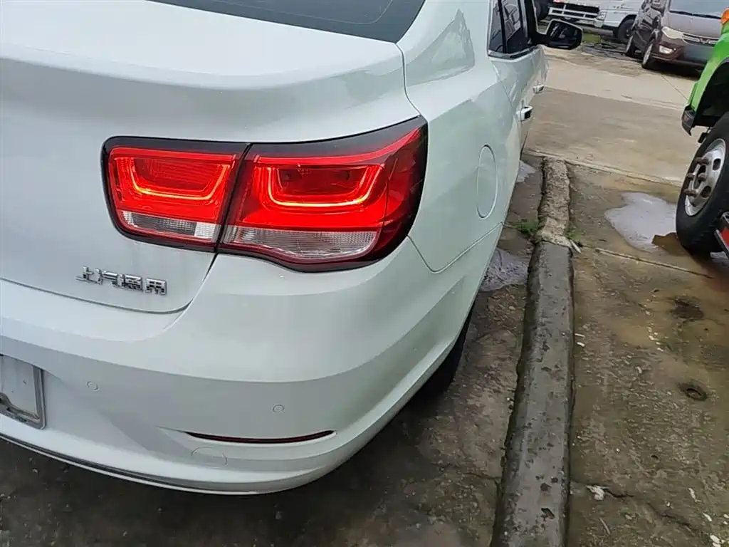 Chevrolet Malibu 2018 530T Automatic Luxury Edition фото 8