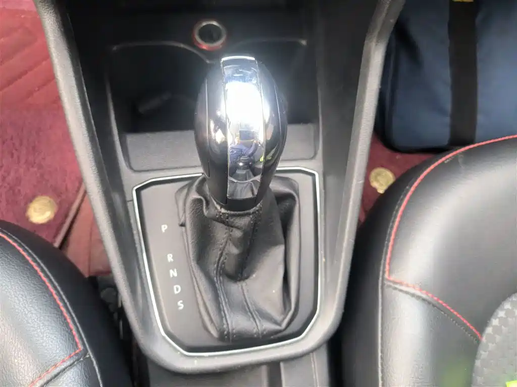 Volkswagen Santana 2017 Gran Santana 1.6L Auto Comfort фото 14