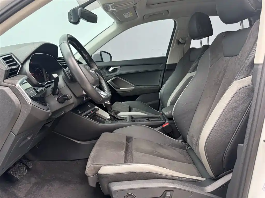 Audi Q3 2021 35 TFSI Fashion Sport фото 9
