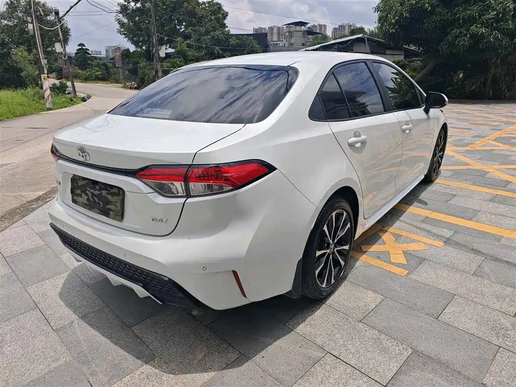 Toyota Levin 2021 185T CVT Sport Edition фото 5