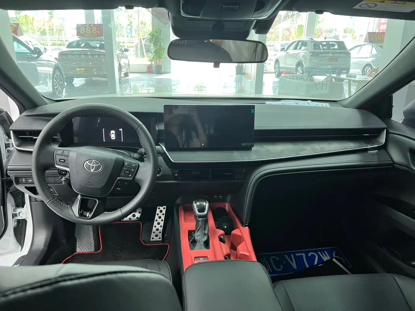Toyota Camry 2026 Hybrid 2.0HXS Sport Plus Edition фото 8