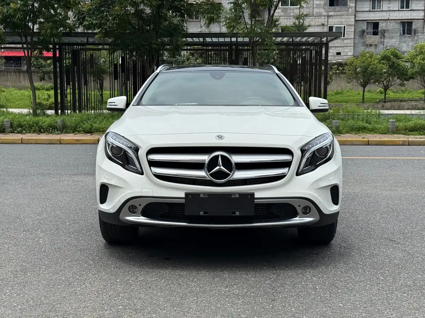 Mercedes-Benz GLA 2016 GLA 200 Dynamic фото 2