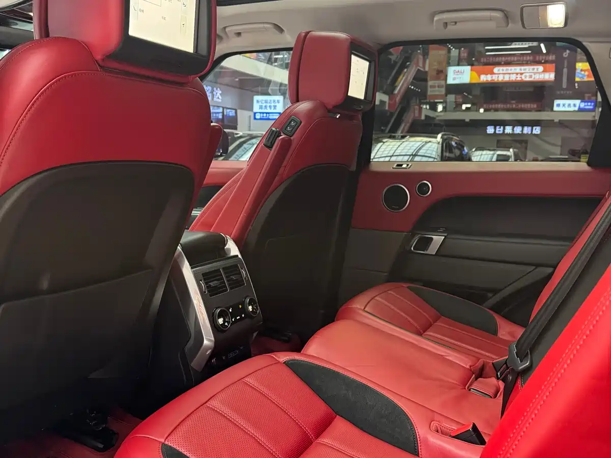 Land Rover Range Rover Sport 2020 3.0 L6 HSE DYNAMIC фото 9