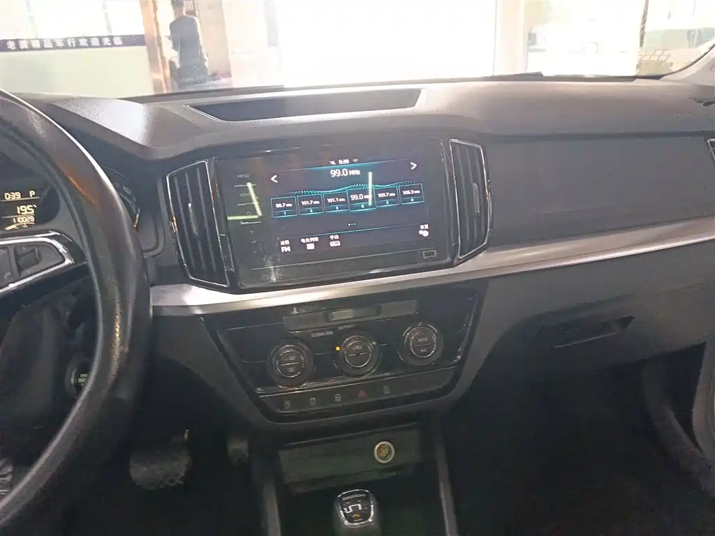 Škoda Kamiq 2021 1.5L Auto Comfort Edition фото 13