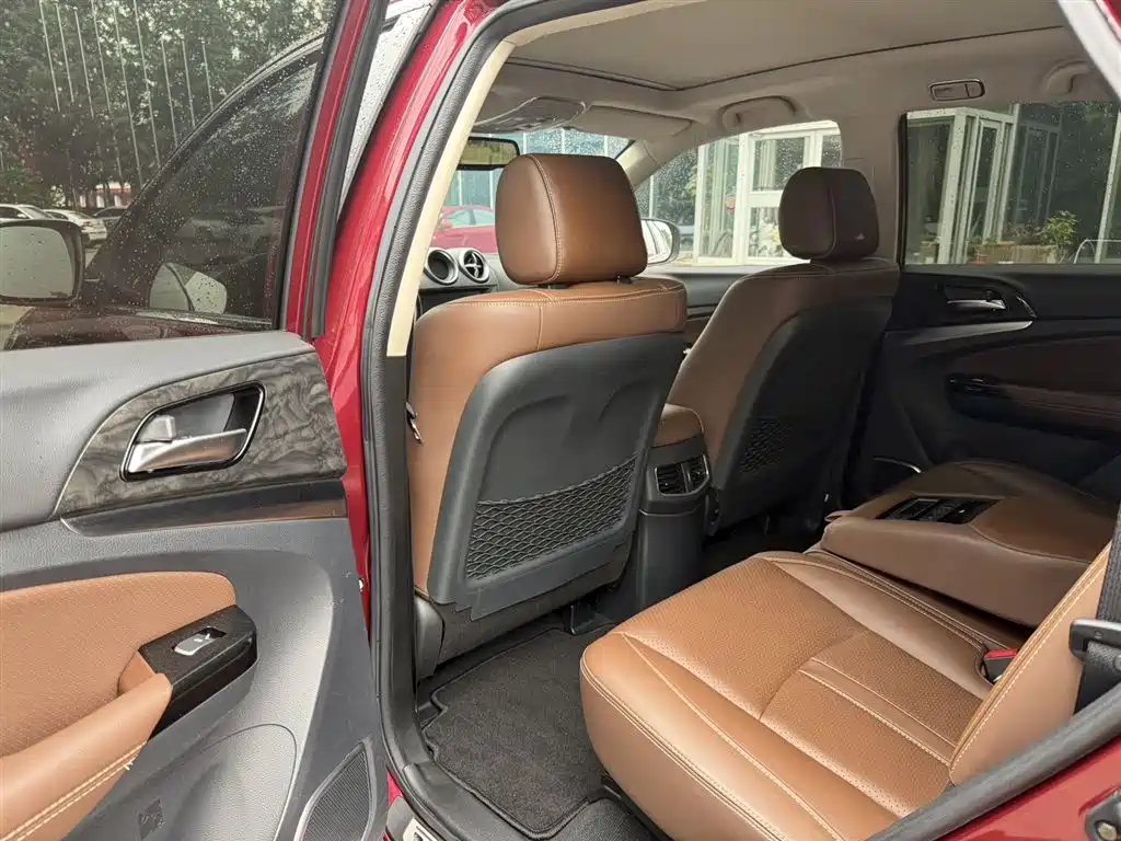 BYD Tang New Energy 2015 2.0T 4WD Flagship фото 6