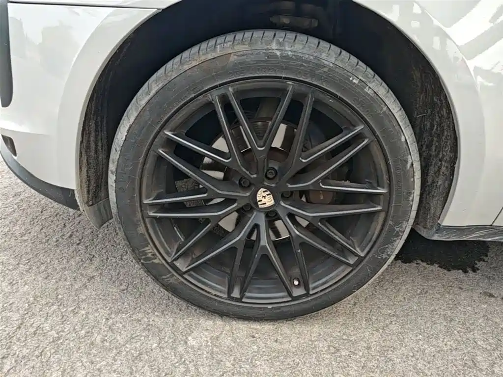 Porsche Macan 2018 Macan 2.0T фото 25