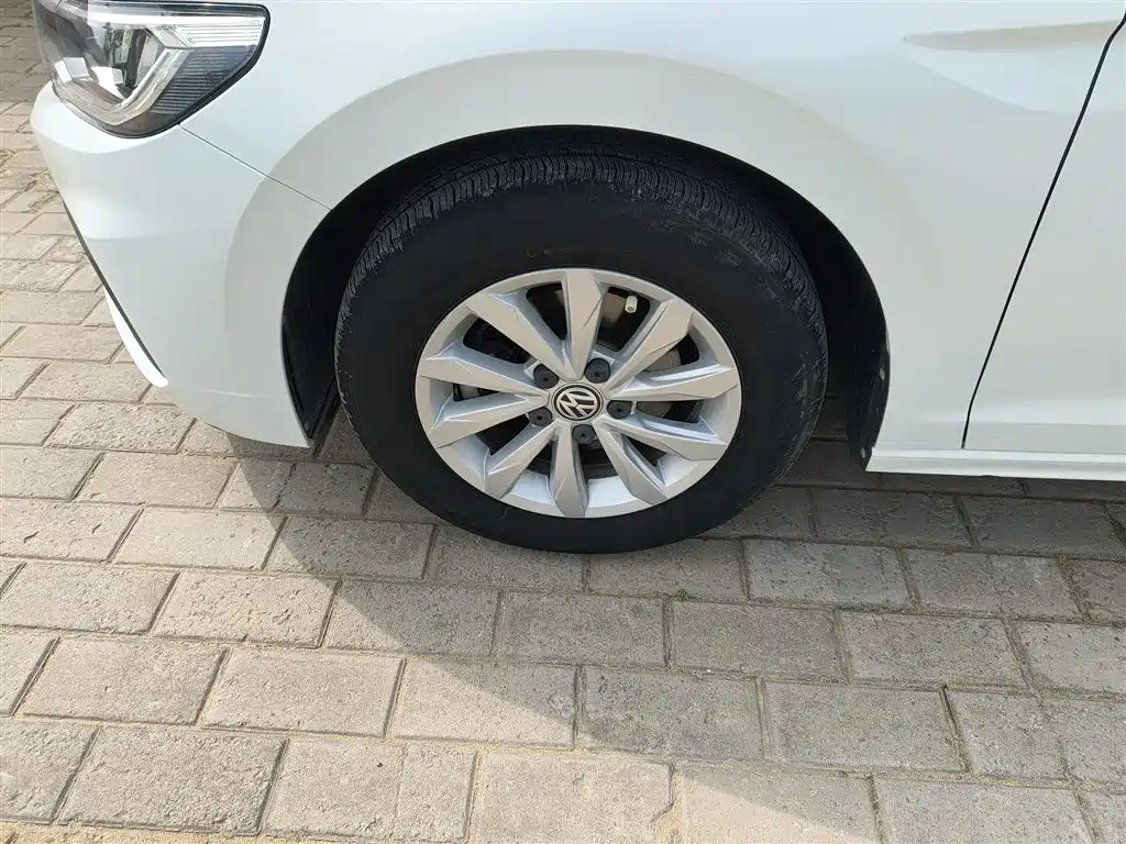 Volkswagen Bora 2019 1.5L Auto Fashion Model фото 23