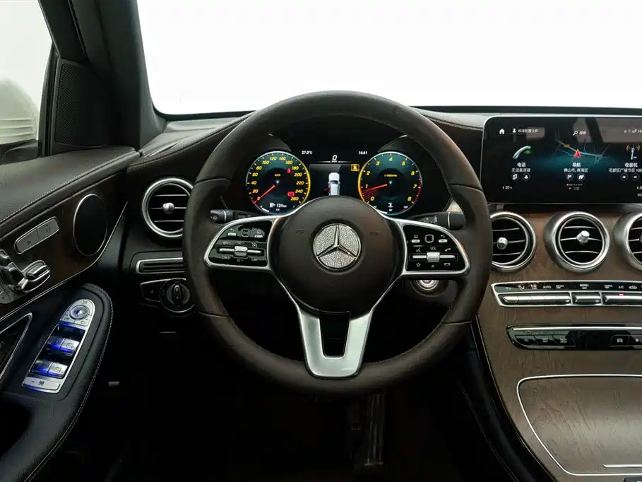Mercedes-Benz GLC 2020 Facelift GLC 300 L 4MATIC Dynamic фото 24