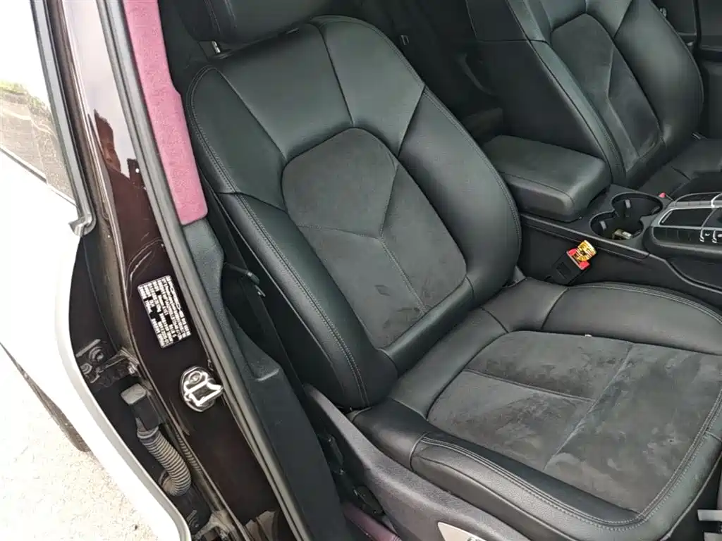 Porsche Macan 2018 Macan 2.0T фото 20