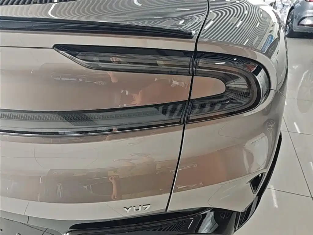 Xiaomi Auto Xiaomi YU7 2025 Extended Range RWD Edition фото 8