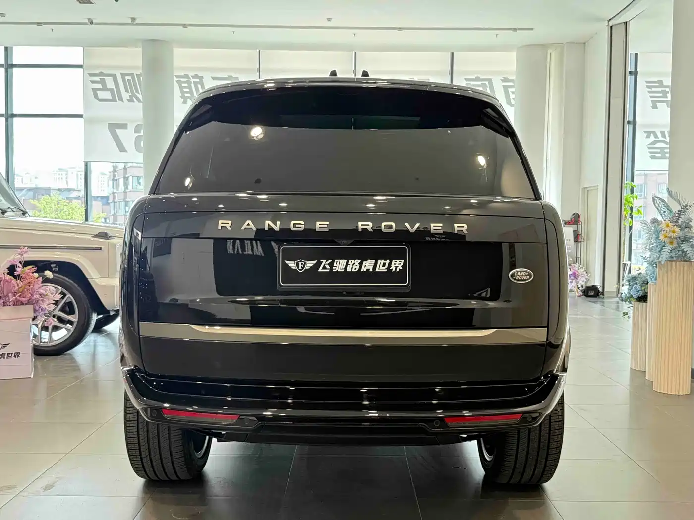 Land Rover Range Rover фото 23