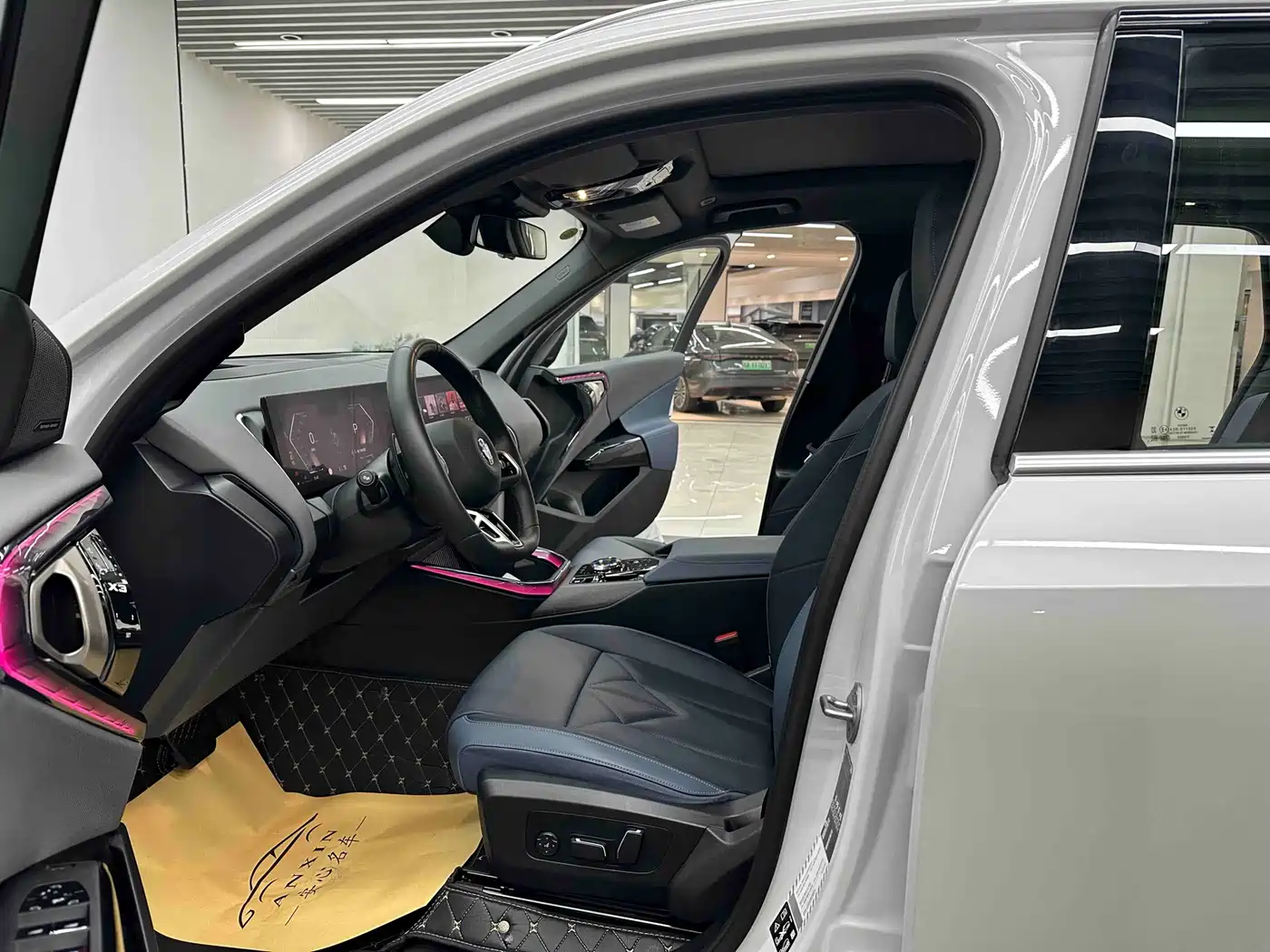 BMW X3 2025 xDrive30L Premium M Sport Package фото 11