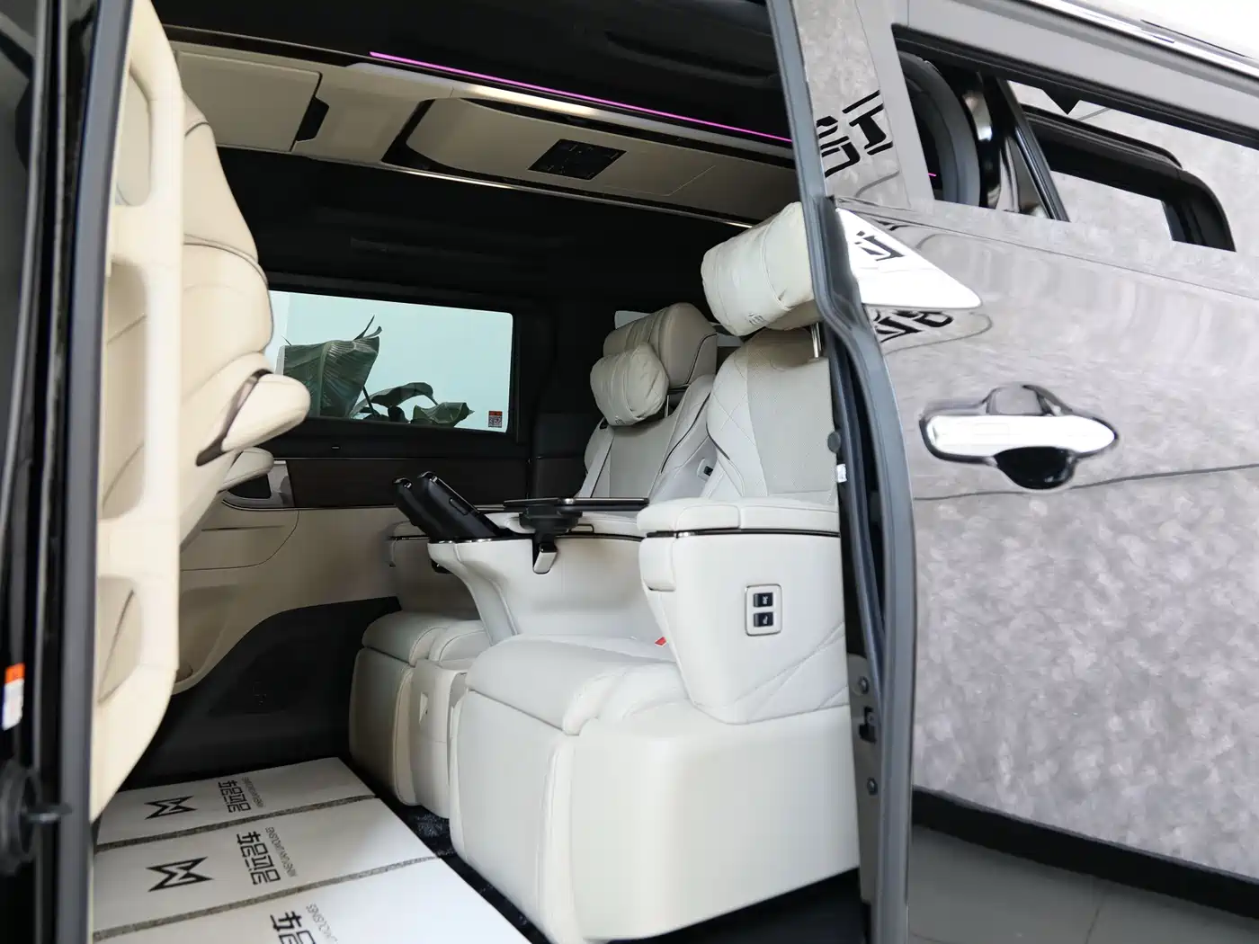 Toyota Vellfire 2024 2024 Crown Hybrid 2.5L Executive Premium Edition