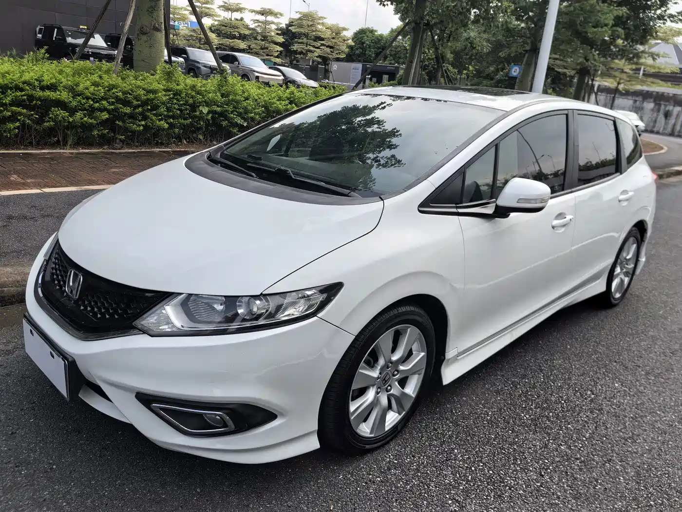 Honda Jade 2014 2014 1.8L Automatic Comfort Elite 5-seater