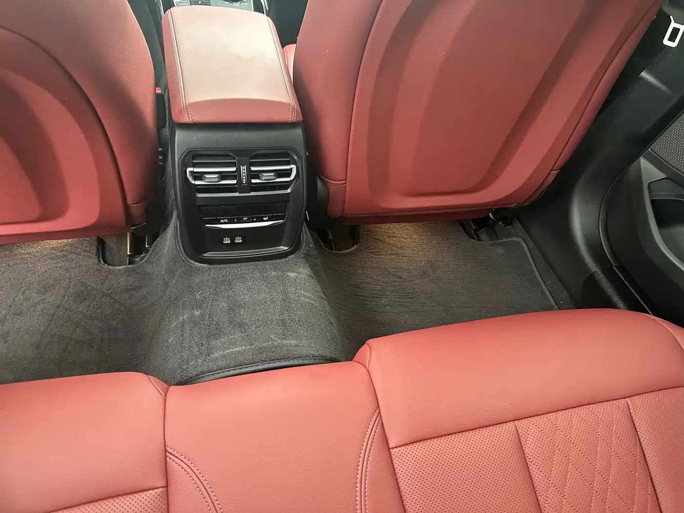 BMW i3 2024 eDrive 35 L фото 10