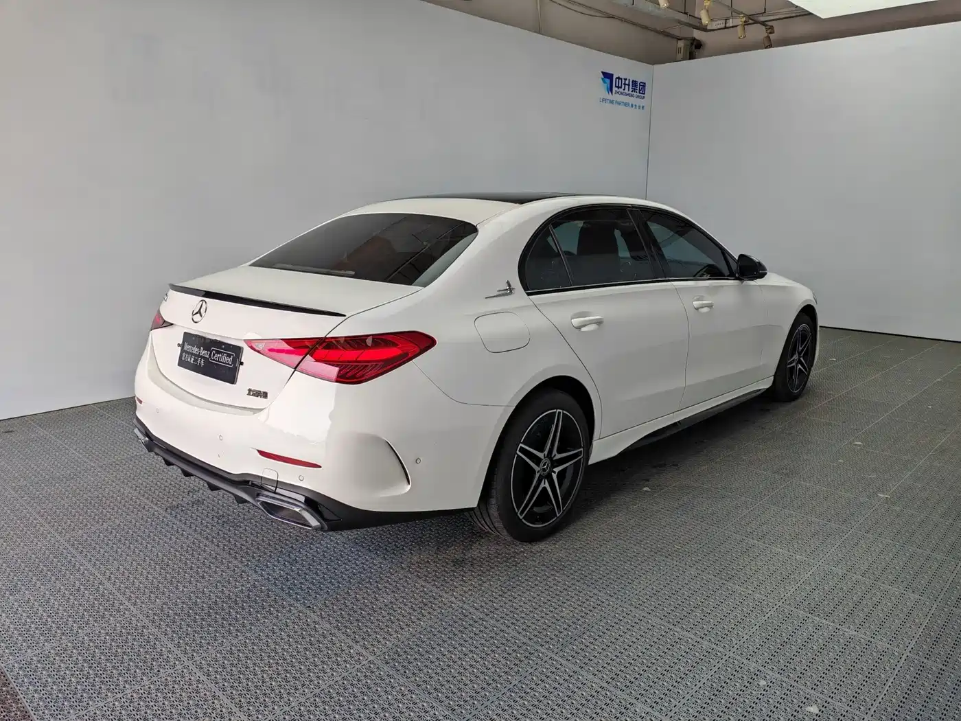 Mercedes-Benz C-Class 2025 C 260 L Night Sport Edition фото 6