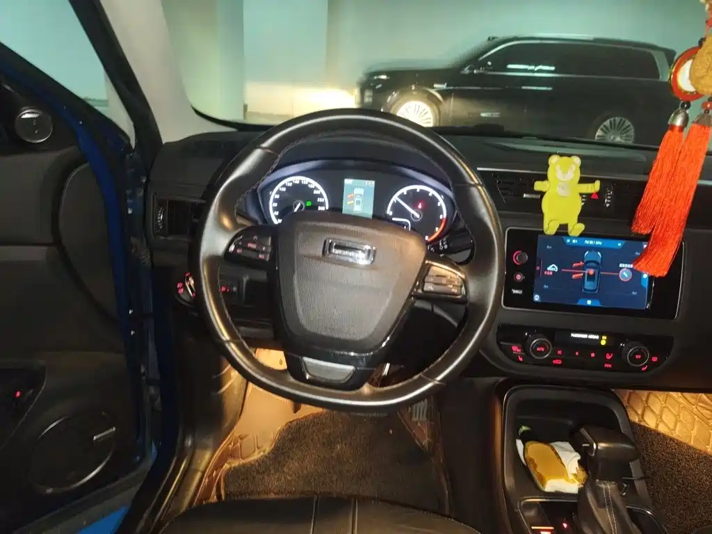 Qoros 5 2016 2016 1.6T Auto Luxury