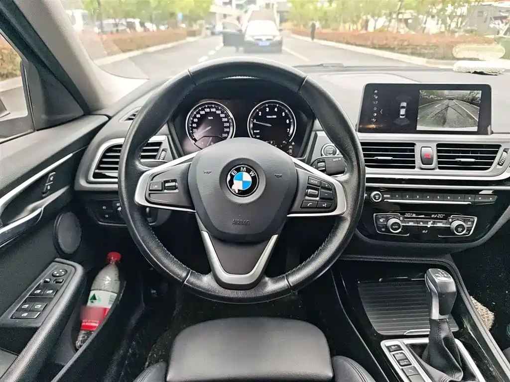 BMW 1 Series 2018 Facelift 118i Design Package фото 7