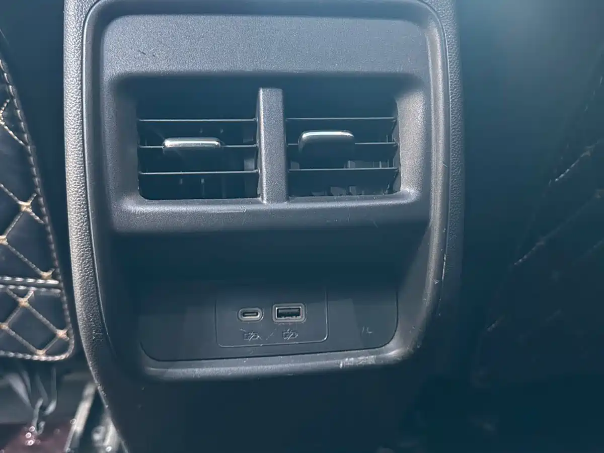 Cadillac XT4 2020 28T 2WD Luxury фото 16