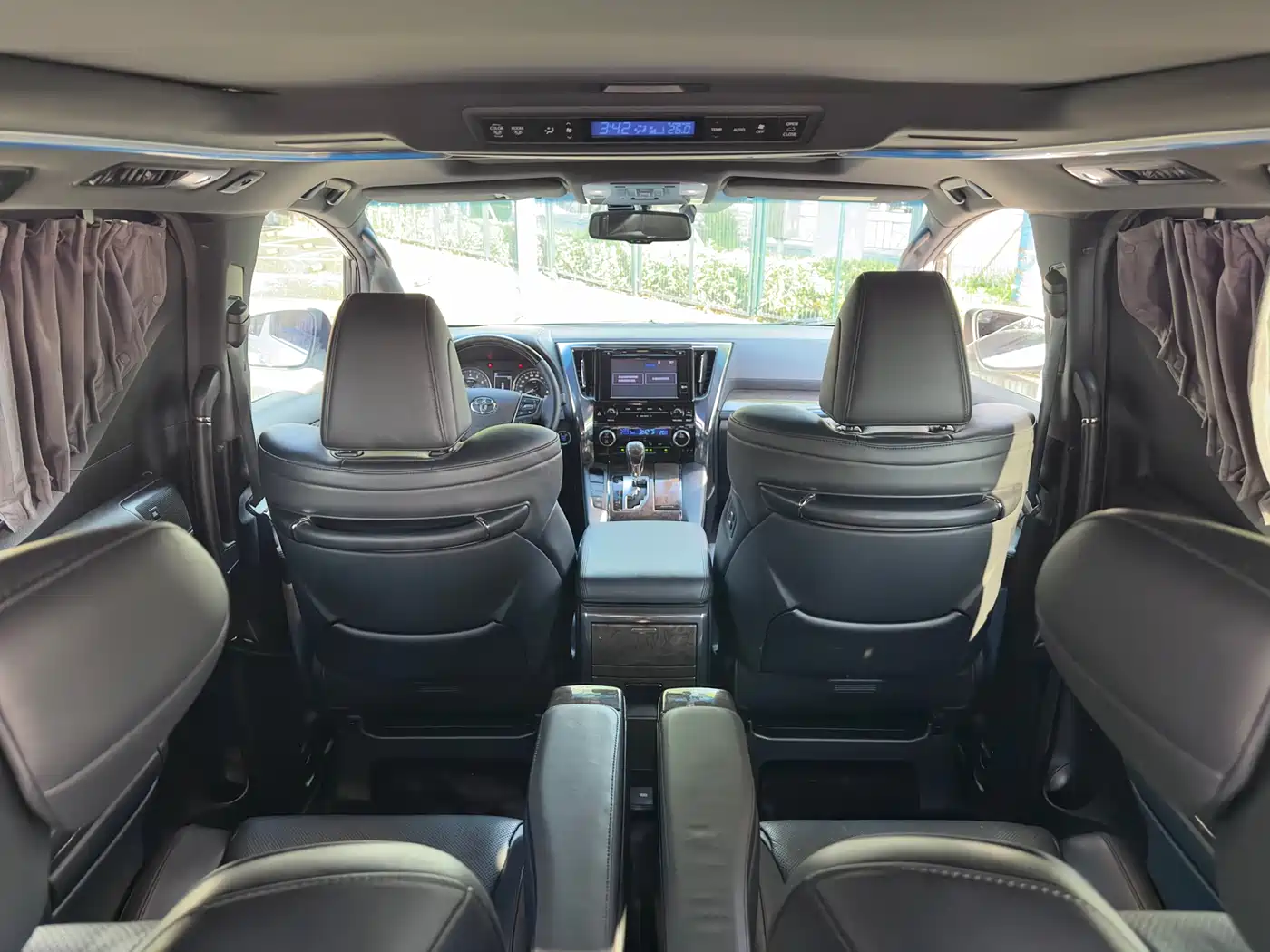 Toyota Alphard 2018 Facelift 3.5L Premium Edition фото 17