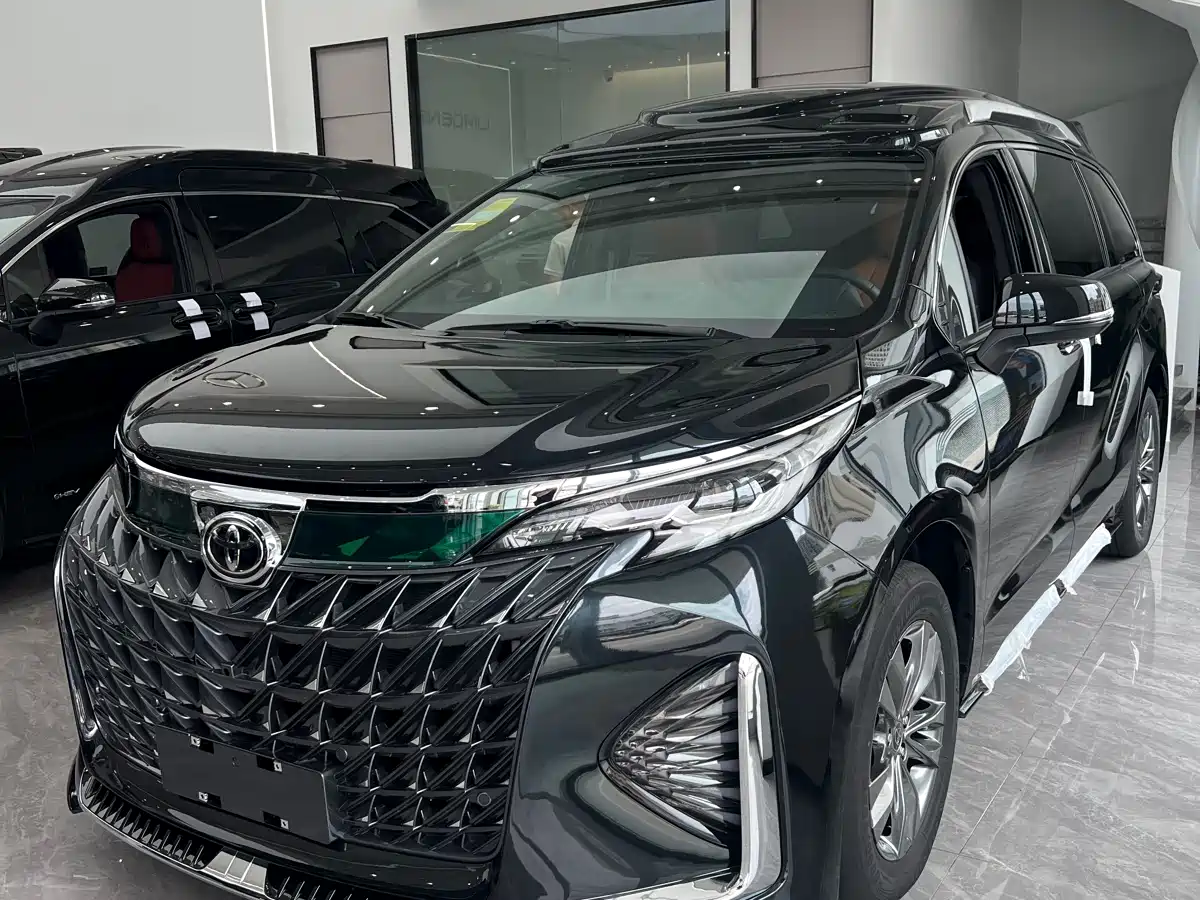 Toyota Sienna 2026 Model 2.5L Hybrid 2WD Comfort Edition