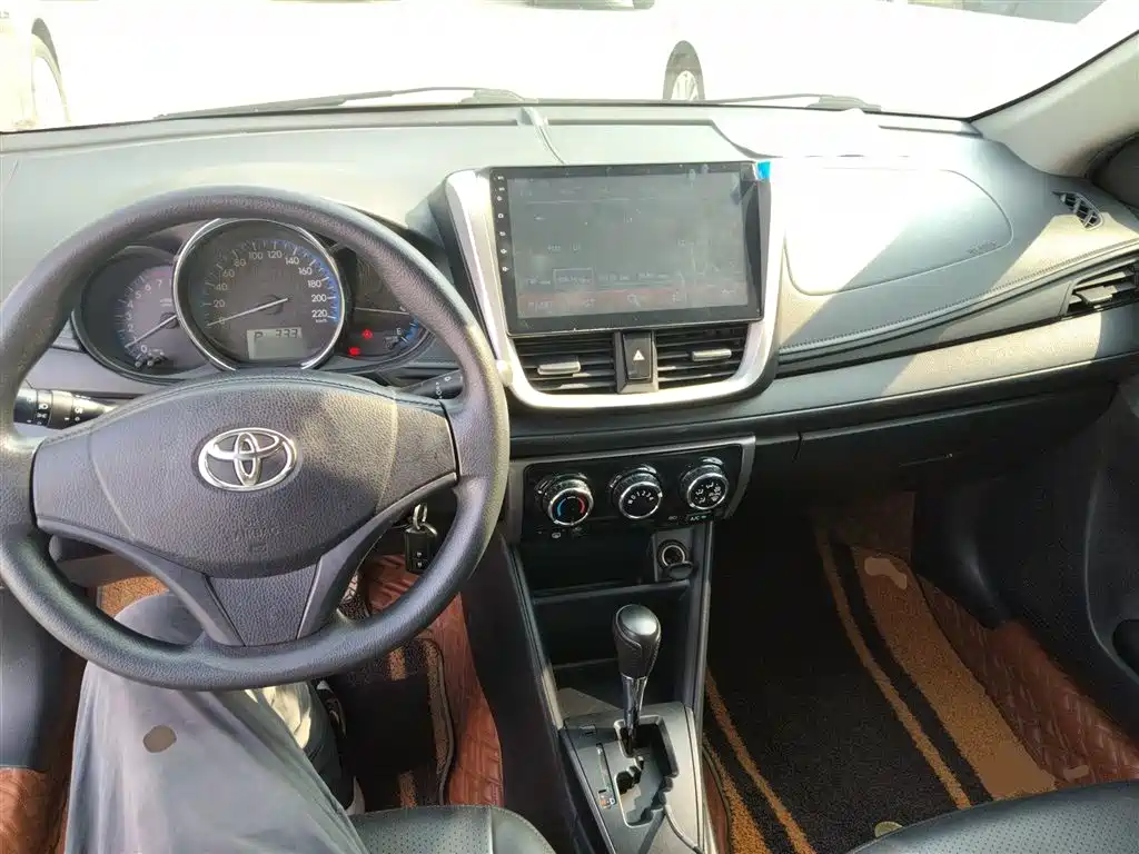 Toyota Vios FS 2017 1.5L CVT Fengchi Edition фото 10