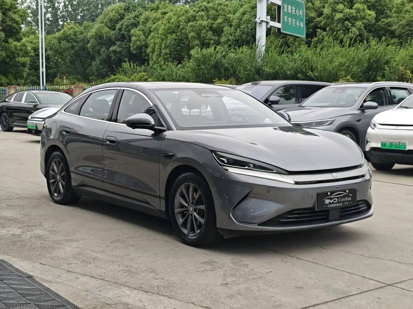 BYD Qin L 2025 EV 545KM Superior фото 3