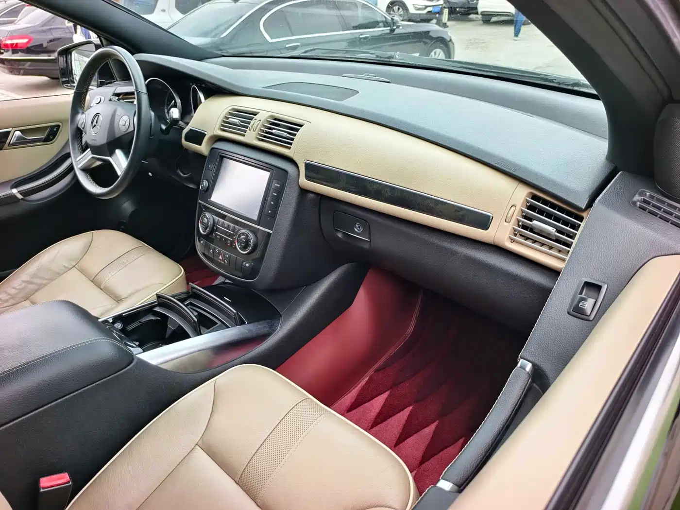 Mercedes-Benz R-Class 2014 R 400 4MATIC Luxury фото 18
