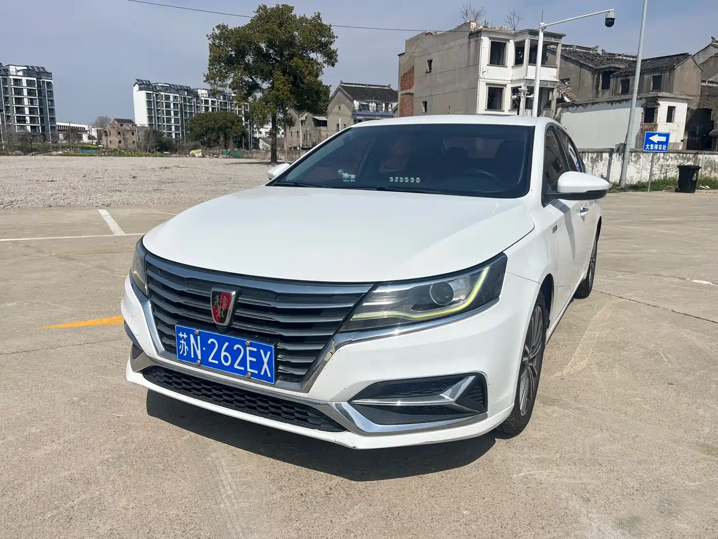 Фото 1 - Roewe i6