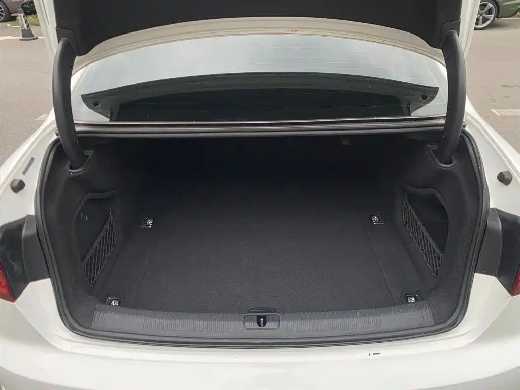 Audi A4L 2019 40 TFSI Fashion (China VI) фото 7